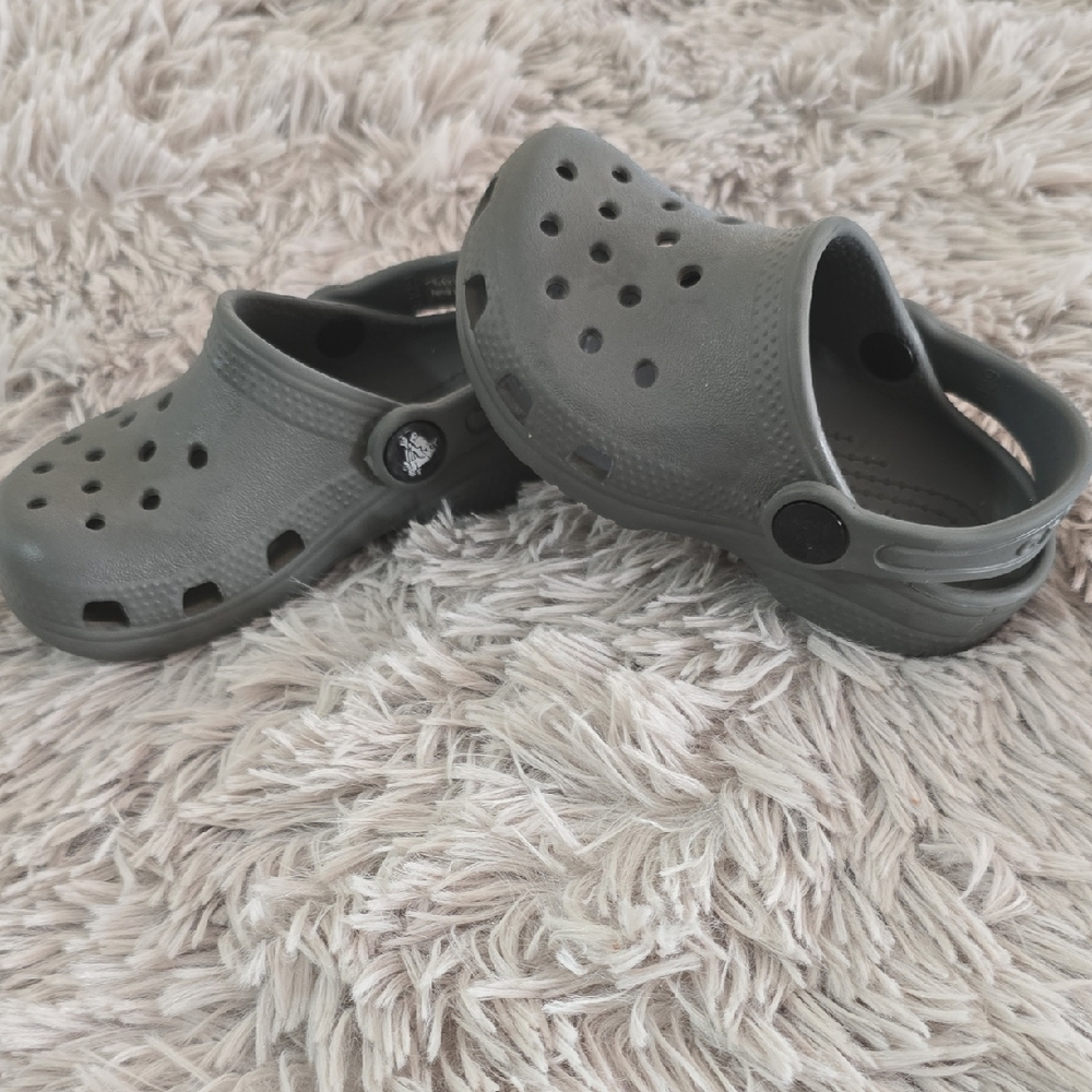 Kids Gray Clogs, Crocs